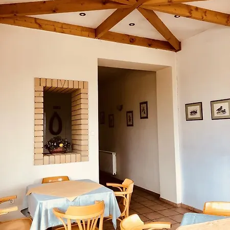 Guest house Cavaletti Vendeghaz *